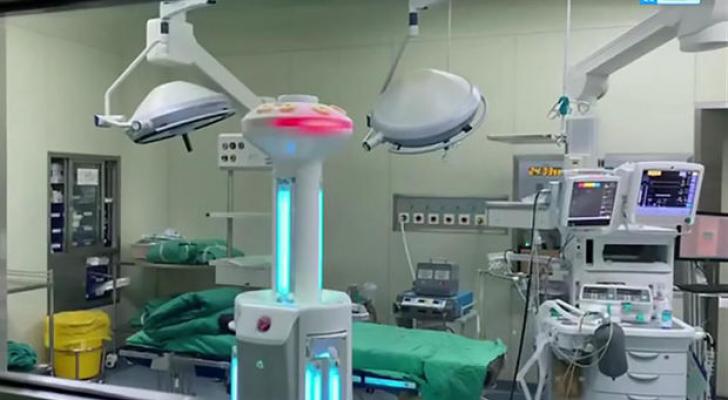 Çində robotlar koronavirusla mübarizəyə başladı