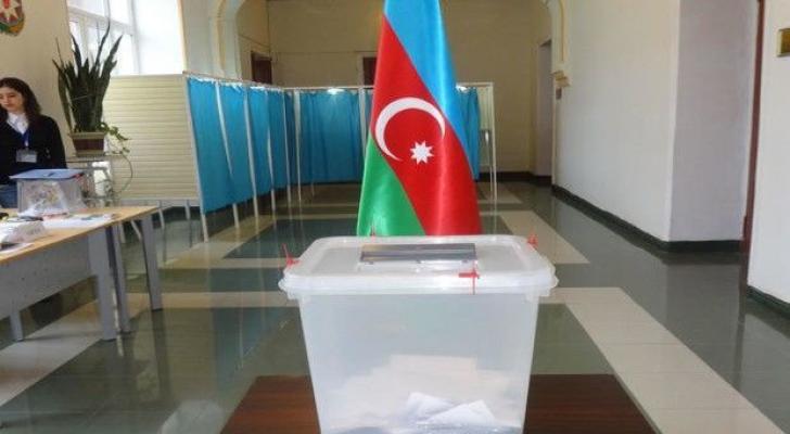 Ən yüksək və ən aşağı seçici fəallığı olan dairələr - ADLAR
