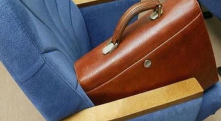 Bu nazirliklərdə çalışan doqquz vəzifəli şəxs işdən çıxarıldı - RƏSMİ