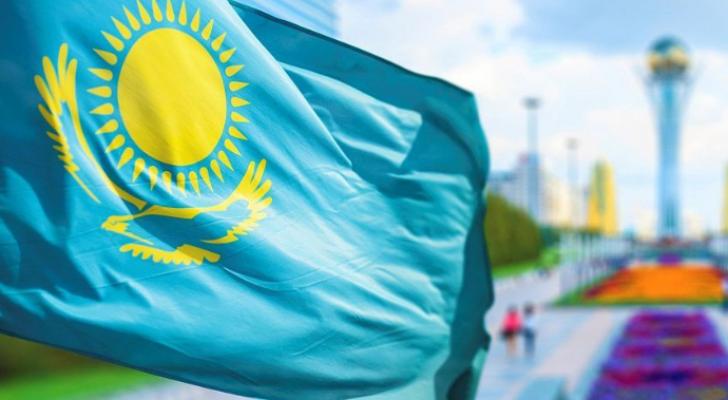 Qazaxıstan azərbaycanlılara iş icazəsinin - VERİLMƏSİNİ DAYANDIRIB