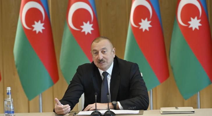 Prezident Rusiyanın Rostov vilayətinin qubernatoru ilə görüşdü