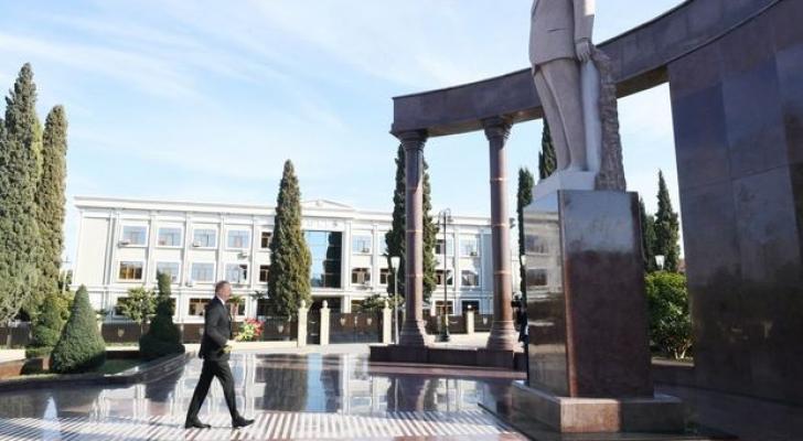İlham Əliyev Şəmkirdə - FOTO