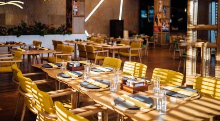 Bakıda restoranlara gələnlərin sayı azalıb