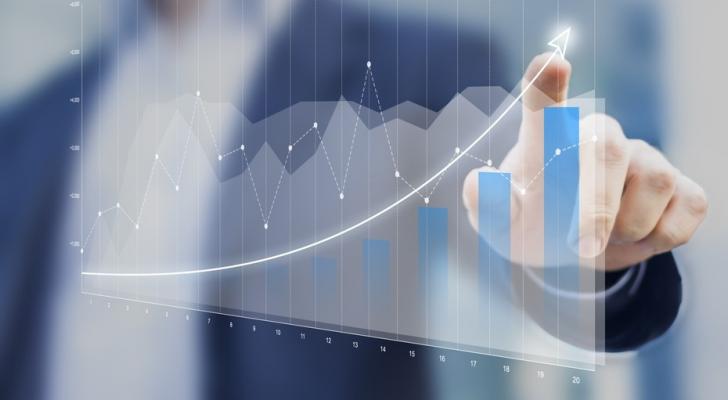 Azərbaycan iqtisadiyyatı 3%-ə yaxın böyüyüb