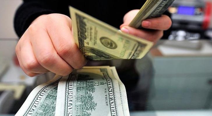 Neft Fondu valyuta satışını 11% azaldıb