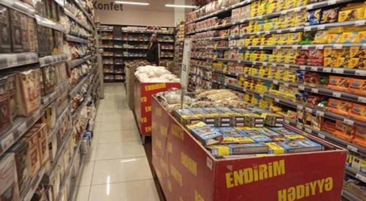 Bakı mağazalarında durum - Vitrinlər boşala bilərmi?