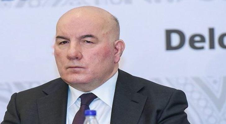 "Hökumətdə devalvasiya qorxusu yoxdur" - Elman Rüstəmov