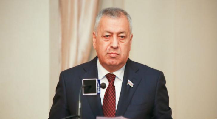 Deputat iş yerlərinin bağlanmasına etiraz etdi — Bu insanlar necə dolanacaqlar?!
