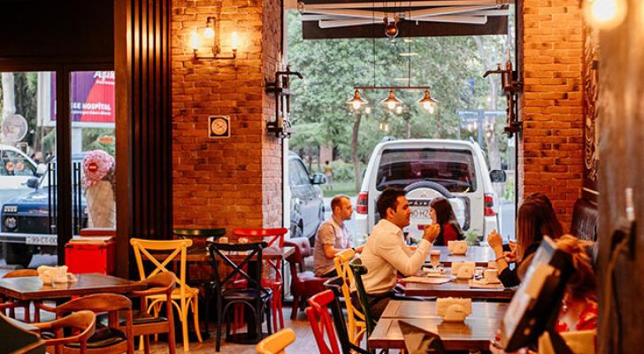 Kafe, restoran, internet klublar sabahdan 15:00-dan bağlanacaq