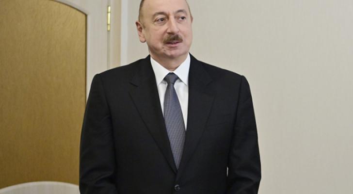  İlham Əliyev həkimlərə təşəkkür etdi
