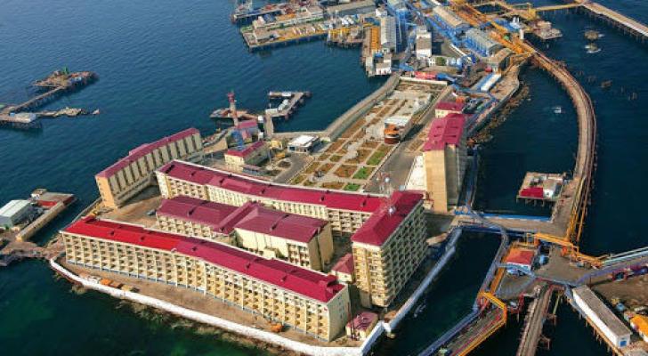 Neft Daşlarında çalışanlar haqqında qərar verildi
