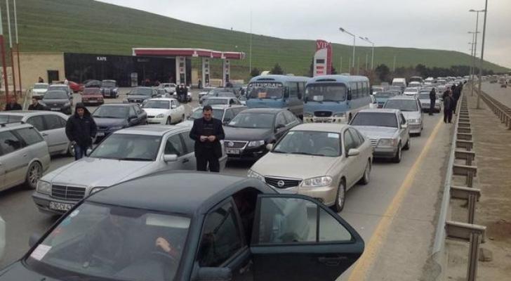 Karantin rejimini pozan 12 nəfər həbs olundu - RƏSMİ