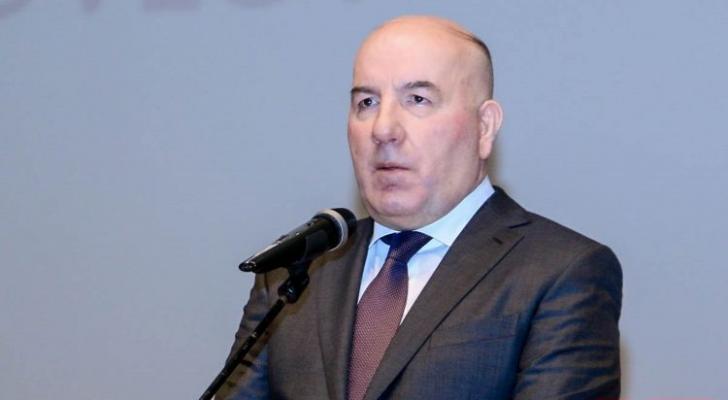 Elman Rüstəmov barədə məsələ Milli Məclisin gündəliyində