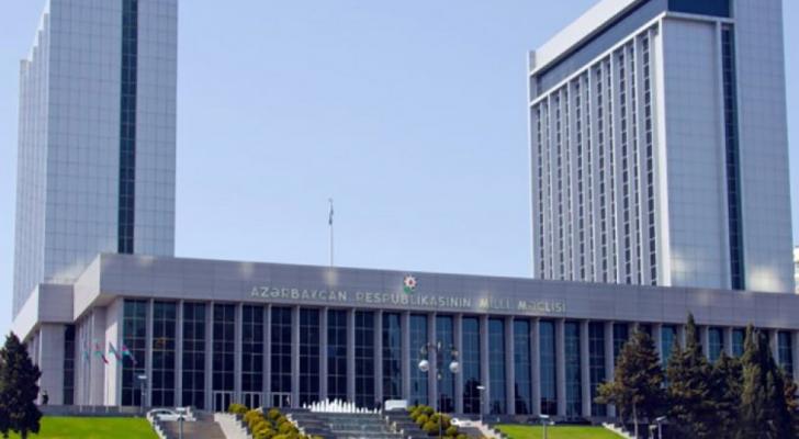 Deputat qaz və işıq sərfiyyatının ehtiyacı olan insanlar üçün sıfırlanmasını təklif edir
