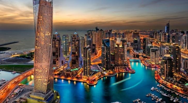 Dubay qapılarını turistlərin üzünə açır