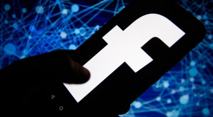 “Facebook”un gəliri 18% artıb