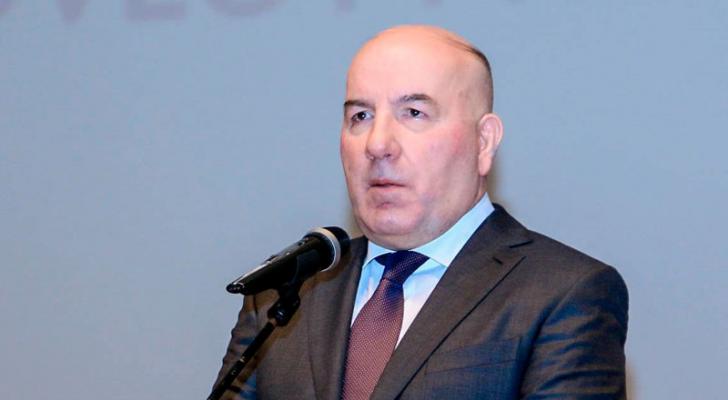 Elman Rüstəmov: “AmrahBank” və “Atabank”da yaranan problem bu günün məsələsi deyil”