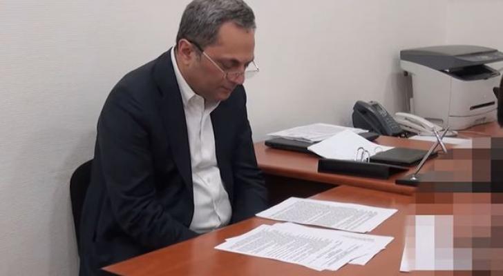 DTX-nin həbs etdiyi yüksək vəzifəli məmurun rüşvət etirafları - VİDEO
