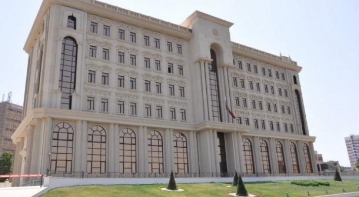 Əcnəbilərin Azərbaycanda qalma müddəti yenidən uzadıldı