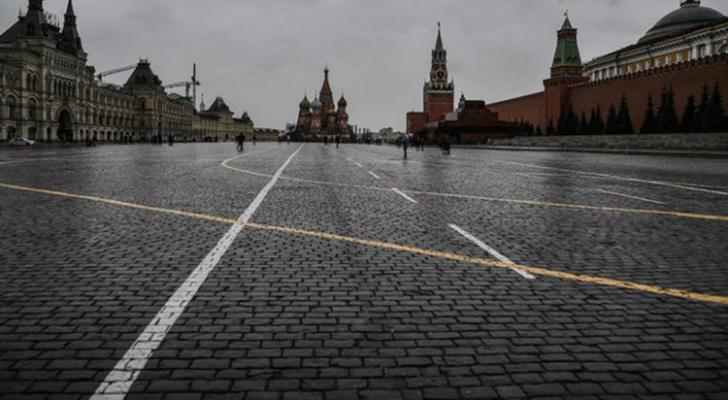Moskva əhalisi gəzintiyə qrafiklə çıxacaq