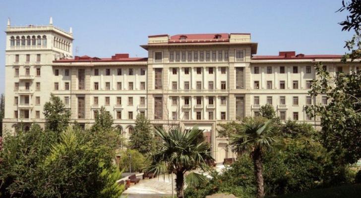 Azərbaycanda dövlət qurumları tam heyətlə fəaliyyət göstərəcək