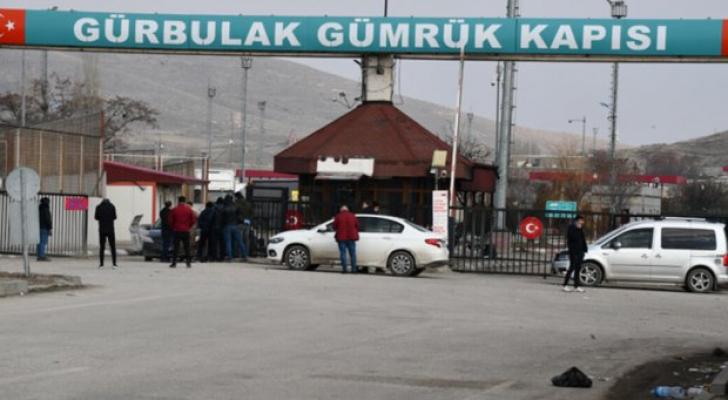 Türkiyə iki ölkə ilə sərhədlərini açdı