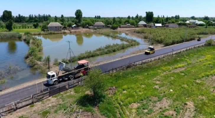 Zərdabda 3 kəndin 4 mindən artıq əhalisinin istifadə etdiyi yol yenidən qurulur