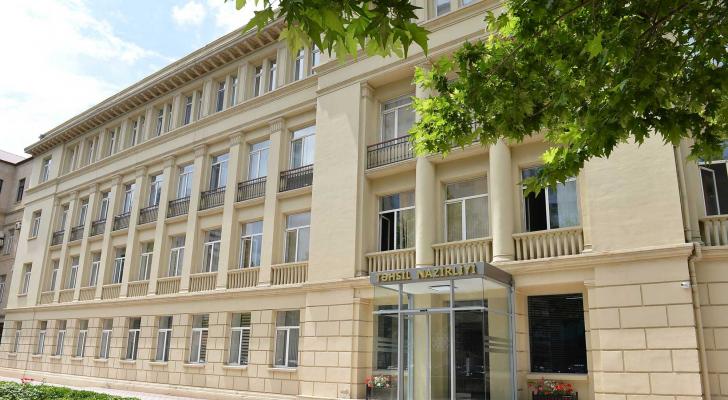 Nazirlik: Vakant yer tutmuş namizədlərin sənədləri elektron yoxlanılacaq