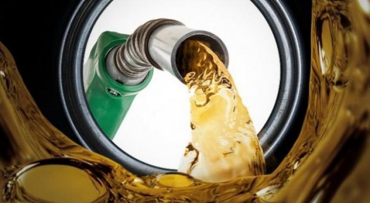 Rusiyada benzinin qiyməti rekord həddə çatdı
