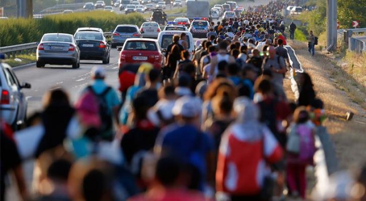 Dünyada qaçqın və köçkünlərin sayı AÇIQLANDI
