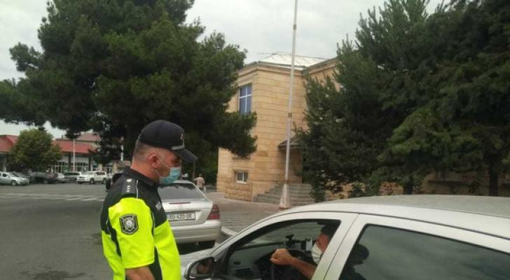 Qaxda maskasız taksi sürücüləri cərimələnib