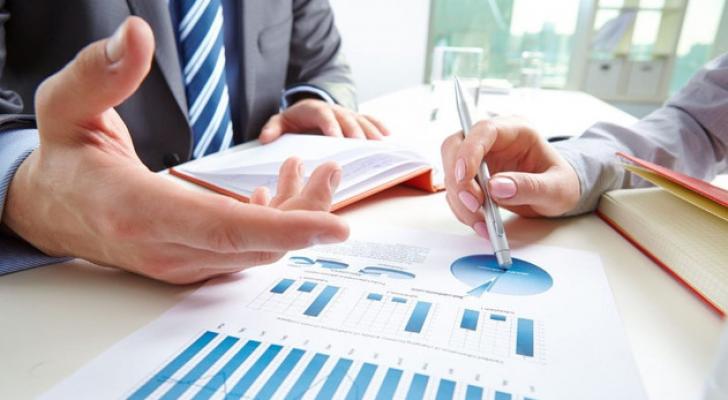 Gürcüstan iqtisadiyyatı 13%-dən çox azalıb