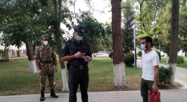 Siyəzəndə SMS icazə olmadan küçəyə çıxanlar cəzalandırıldı - FOTO