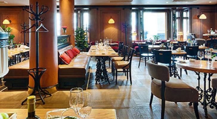 Azərbaycanda restoranların dövriyyəsi 4 Dəfədən Çox Azalıb