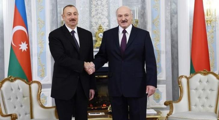 İlham Əliyev Aleksandr Lukaşenkoya zəng etdi