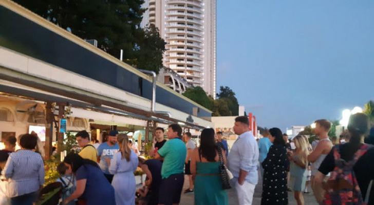 Rusiyanın turizm şəhəri yüz faiz turistlə doldu