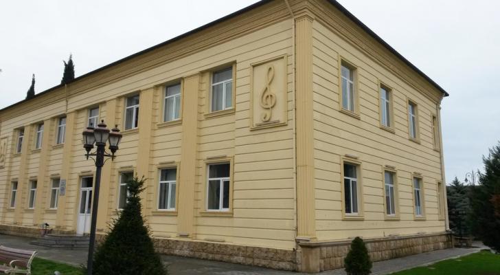 Musiqi məktəbinə Oqtay Kazıminin adı verildi
