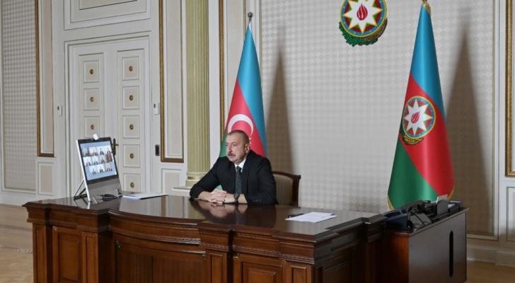 Prezident: “Bəzi rayonlarda sahibkarlar incidilir”