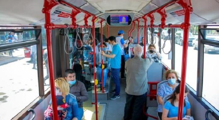 Sumqayıtda avtobuslarda maska taxmayanlar cərimələndi