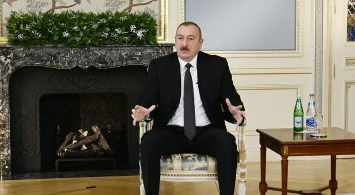 Prezident yerli telekanallara müsahibə verdi