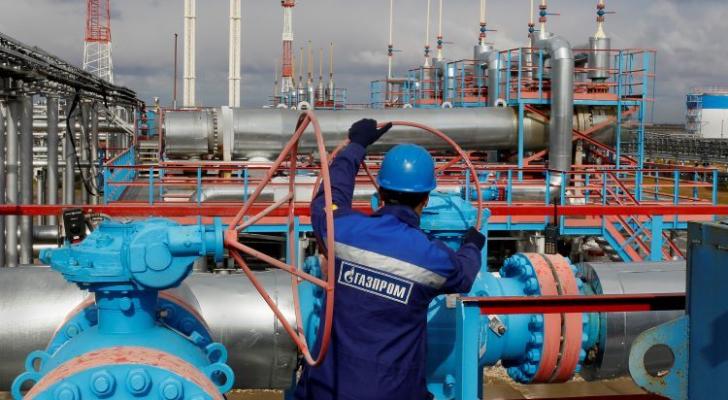 "Qazprom" Çinə iki qaz kəmərinin inşasını nəzərdən keçirir