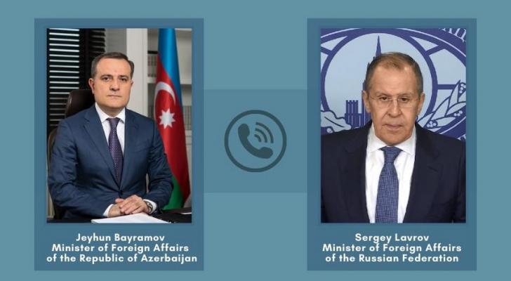Azərbaycan və Rusiya XİN başçıları arasında telefon danışığı olub