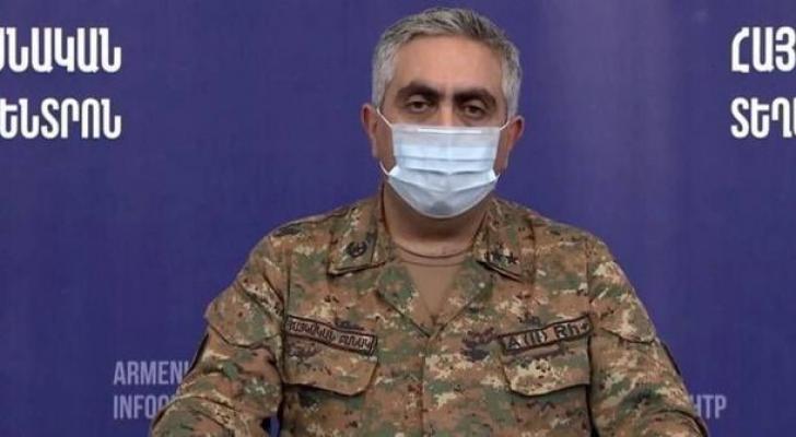 Ermənistan Müdafiə Nazirliyinin brifinqində biabırçı anlar - FOTO