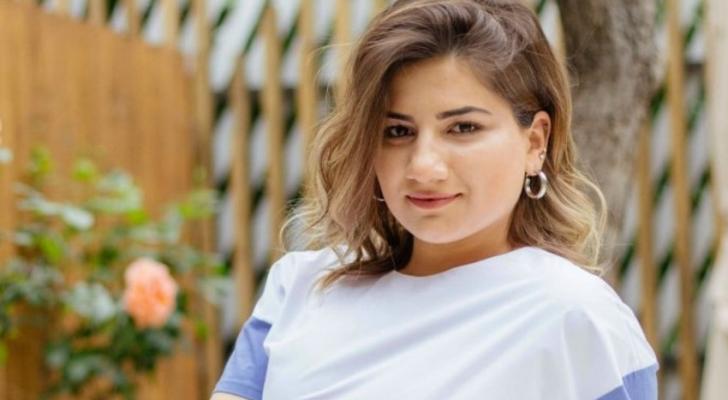 Paşinyanın qızı saxta “facebook” hesabları ilə rus xalqını təhqir edir