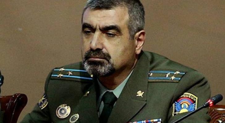 Ermənistanda sərhəd qoşunlarının komandanı işdən çıxarıldı