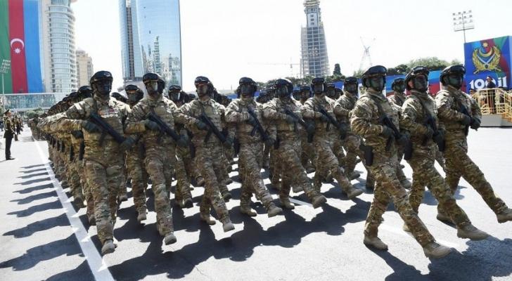 Könüllü zabit olmaqla bağlı yeni qaydalar təsdiqləndi