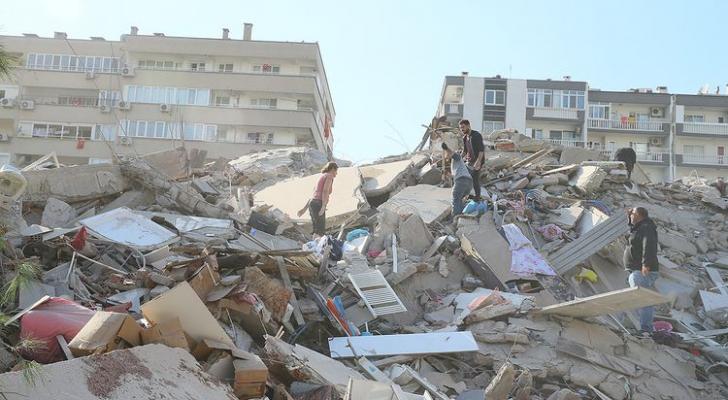 İzmirdə zəlzələ nəticəsində 24 nəfər ölüb, 804 nəfər yaralanıb - YENİLƏNİB