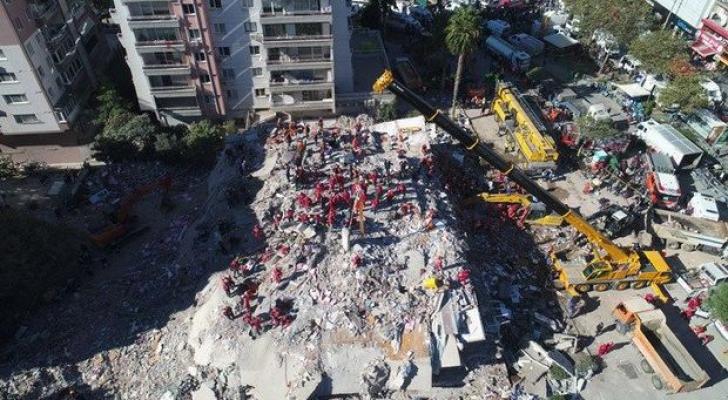 İzmir zəlzələsində həlak olanların sayı 105-ə çatdı 