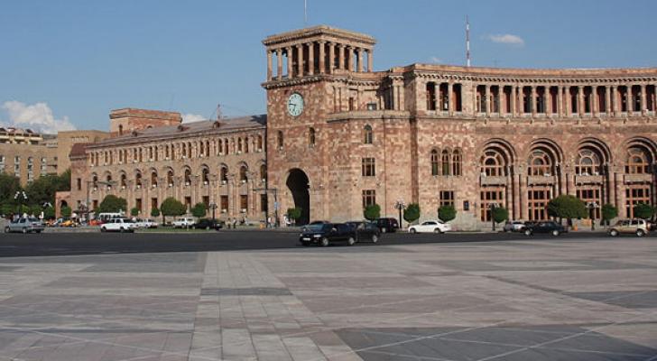 Alt-üst olan Ermənistan turizmi - Riskli ölkəyə çevrilib