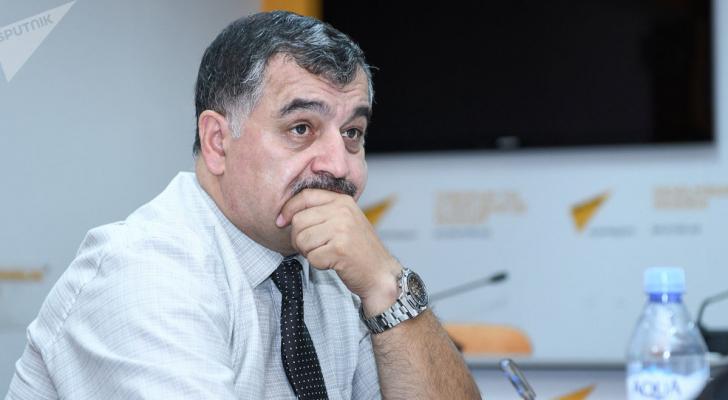Tanınmış hərbi ekspertə polkovnik rütbəsi verildi